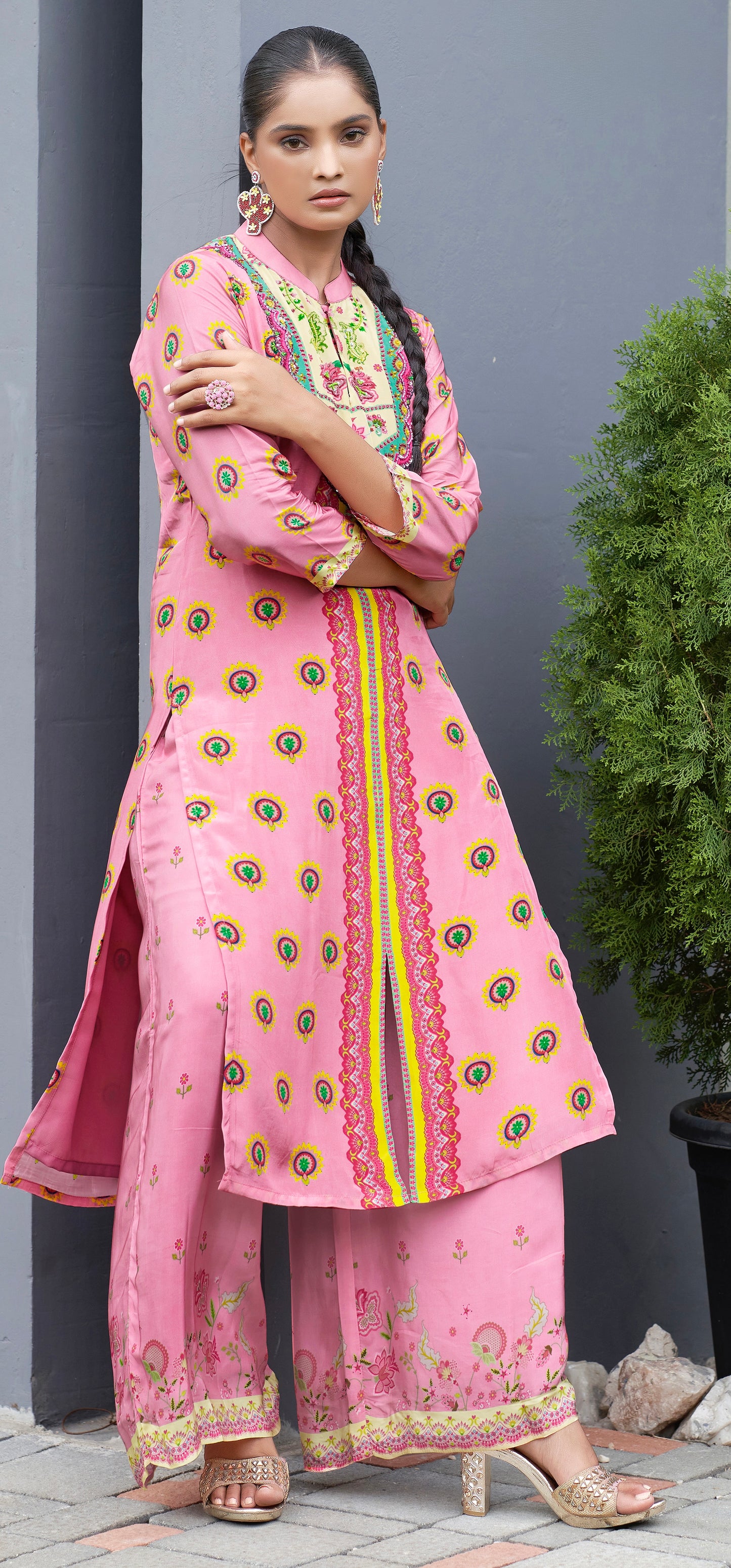 Pastel pink Crepe kurta & Palazzo