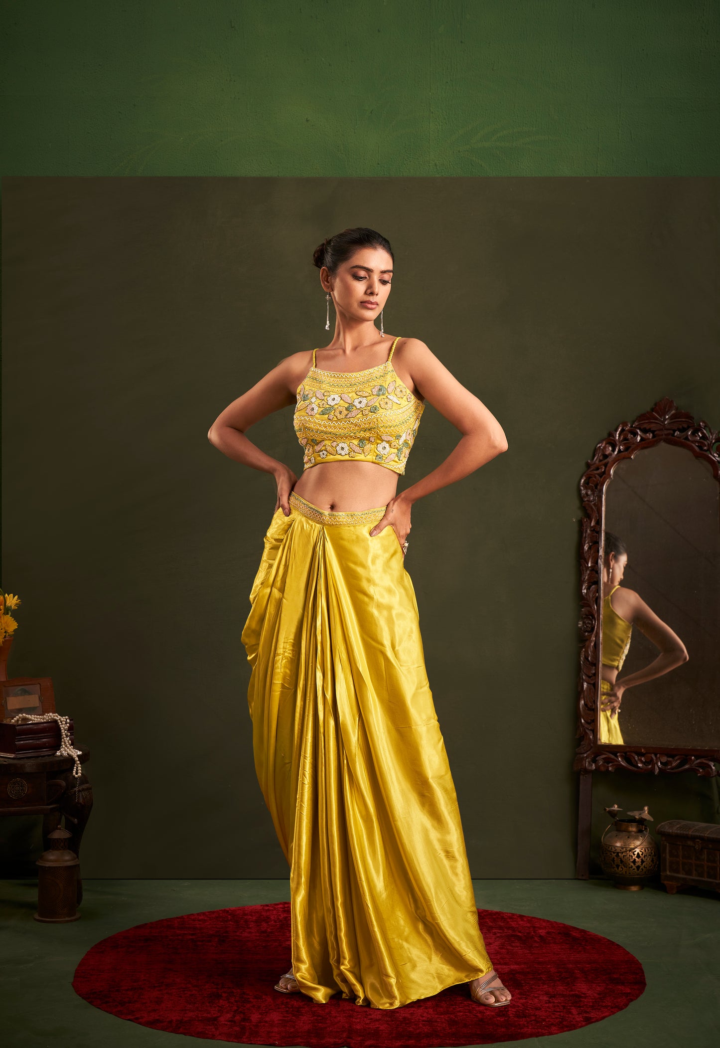 UMRAO - Crop Top Pallazo & Jacket