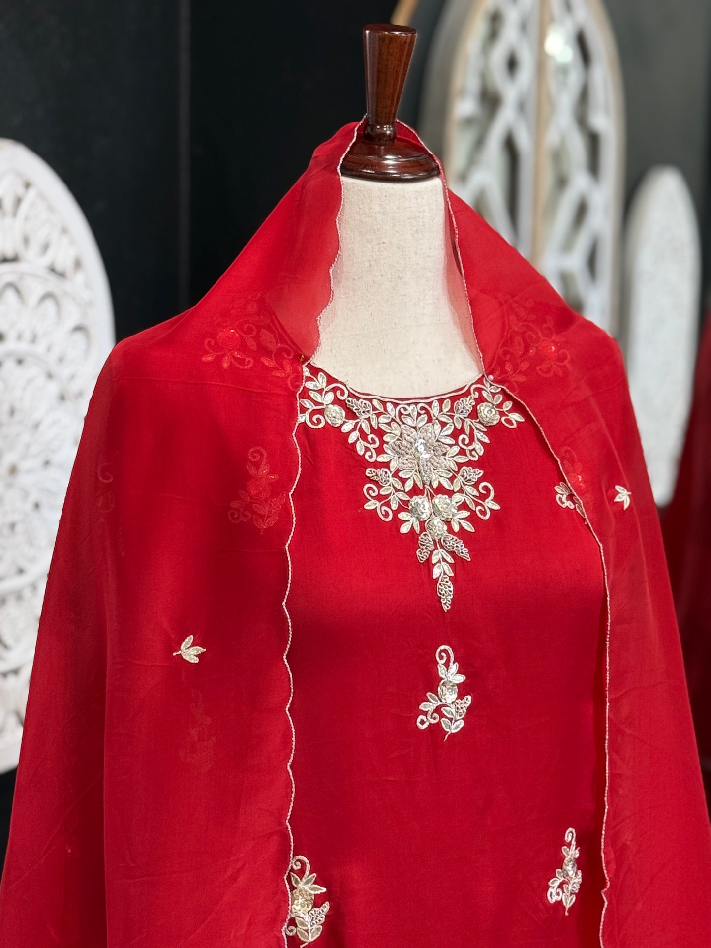 Laal Pari - Short Top Pallazo