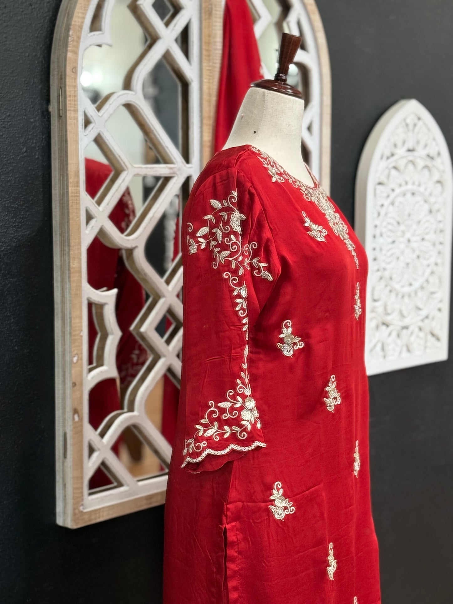Laal Pari - Short Top Pallazo